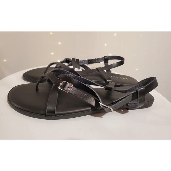 NWT Torrid Gladiator Open Toe Post Flat Stappy Sandals Size 10.5WW Black Classic - Picture 2 of 7